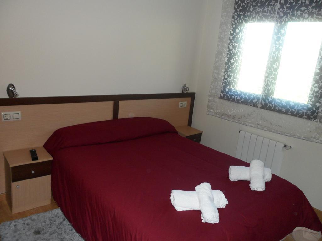 Pension La Posada Tineo Zewnętrze zdjęcie